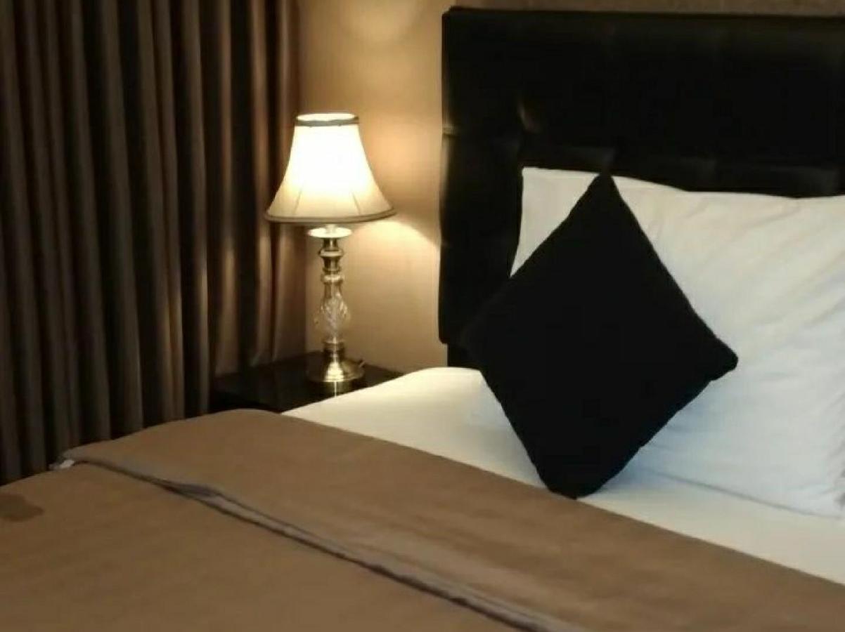 Apartement Grand Asia Afrika Bandung House Of Tofi Exterior foto